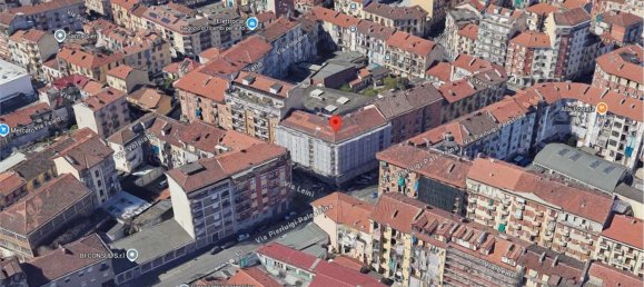 3 bedrooms Apartment in Turin, Italy No. 313294 4