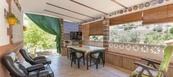 5 bedrooms House in Granada, Spain No. 155597 2