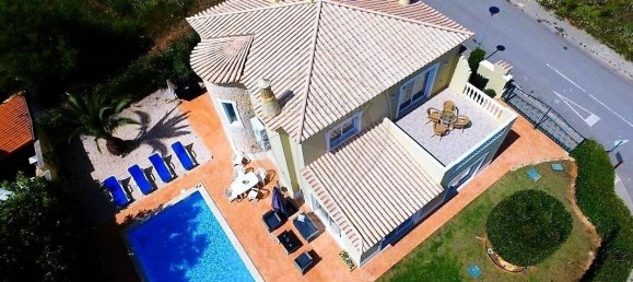 4 Schlafzimmer Villa in Alvor, Portugal, Nr. 177652 3