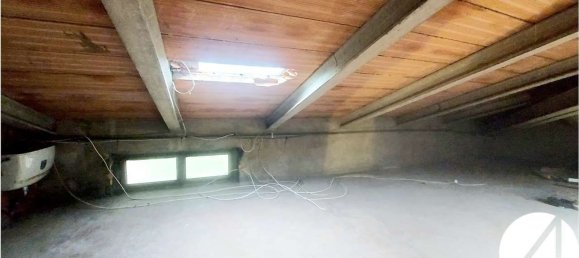 3 rooms Apartment in Prato, Italy No. 47701 22