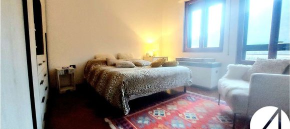 3 rooms Apartment in Prato, Italy No. 47701 16
