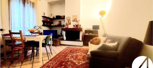 3 rooms Apartment in Prato, Italy No. 47701 9