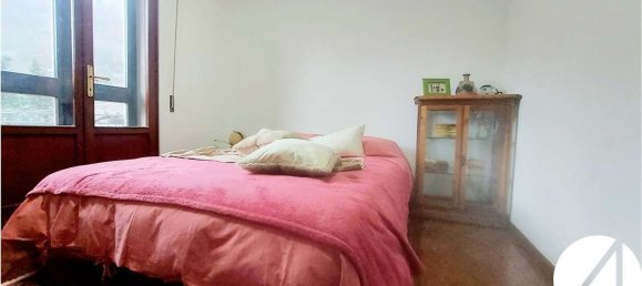 3 rooms Apartment in Prato, Italy No. 47701 14
