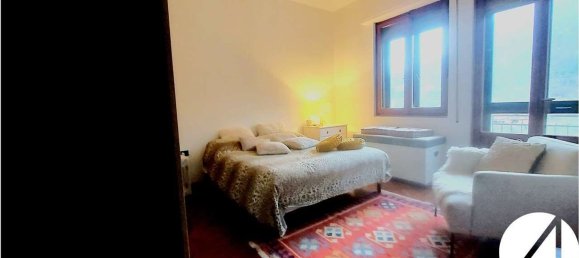 3 rooms Apartment in Prato, Italy No. 47701 18