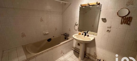 3 bedrooms Apartment in Rueil-Malmaison, France No. 297031 14