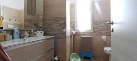 3 غرف نوم شقة في Reggio Emilia, Italy رقم 312096 9