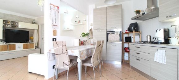 3 غرف نوم شقة في Reggio Emilia, Italy رقم 312096 2