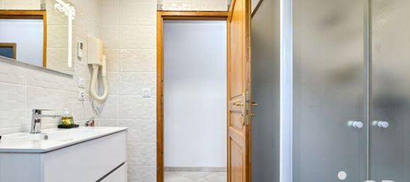 Casa de 5 dormitorios en Charbuy, France No. 363950 17