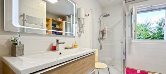 Casa de 5 dormitorios en Charbuy, France No. 363950 10