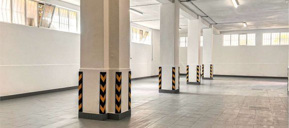 12m² Garage in Cagliari, Italy No. 288679 4