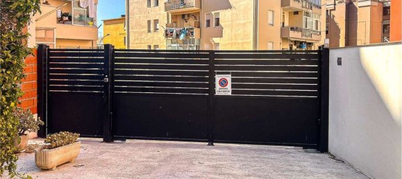 12m² Garage in Cagliari, Italy No. 288679 5