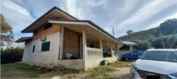 5 غرف نوم شقة في Loreto Aprutino, Italy رقم 380751 7