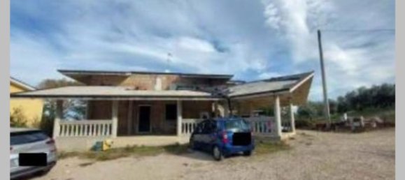 5 غرف نوم شقة في Loreto Aprutino, Italy رقم 380751 16