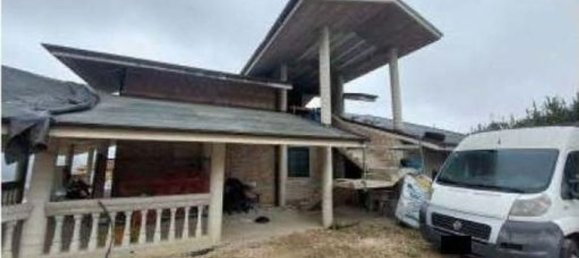 5 غرف نوم شقة في Loreto Aprutino, Italy رقم 380751 8