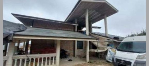 5 غرف نوم شقة في Loreto Aprutino, Italy رقم 380751 28