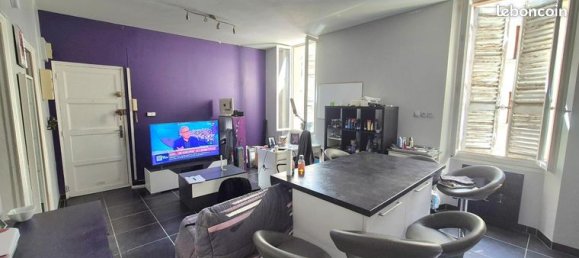 1 bedroom Apartment in Toulon, France No. 286153 2