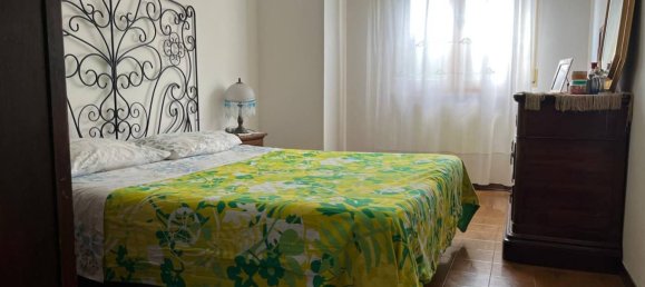 5 bedrooms Villa in Pergola, Italy No. 282012 8