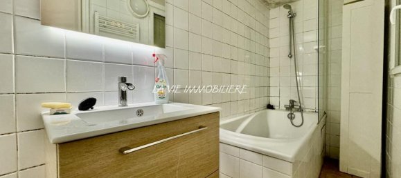 2 bedrooms Apartment in Paris, France No. 180369 8
