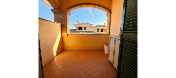 Villa de 3 habitaciónes en Ardea, Italy No. 9605 3