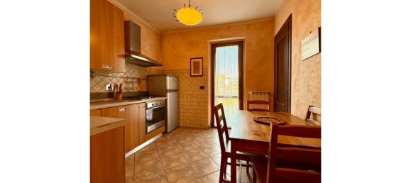 Villa de 3 habitaciónes en Ardea, Italy No. 9605 8