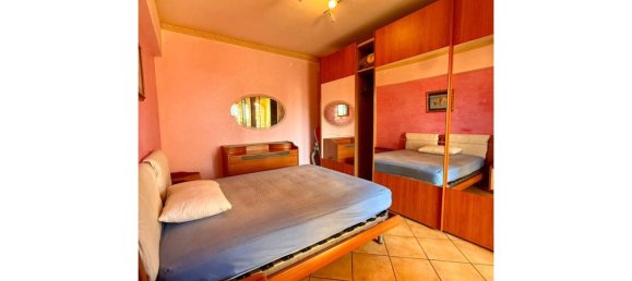 Villa de 3 habitaciónes en Ardea, Italy No. 9605 10