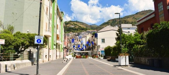 2 bedrooms Apartment in Paola, Italy No. 339337 2