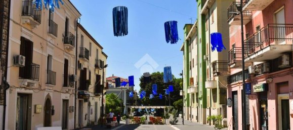 2 bedrooms Apartment in Paola, Italy No. 339337 3