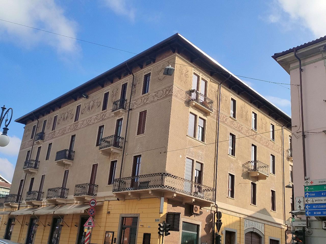 5 rooms Apartment in Nizza Monferrato, Italy No. 7311