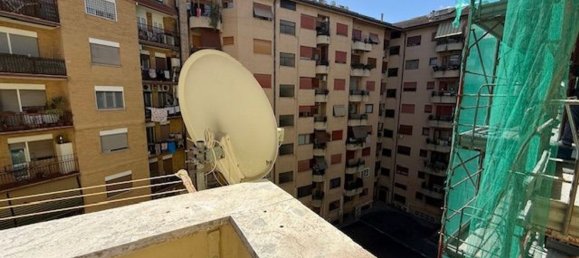 3 bedrooms Apartment in Rome, Italy No. 335188 6