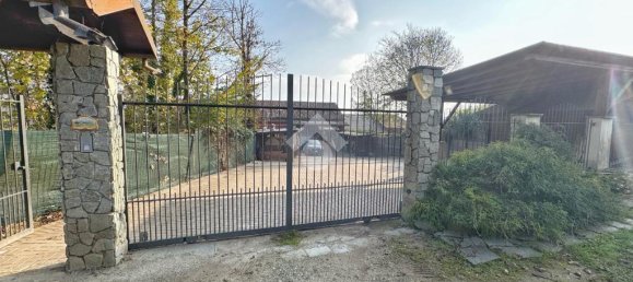 Дом с 2 спальнями в Валь делла Торре, Италия № 53284 42