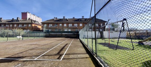 Apartamento de 2 dormitorios en Laredo, Spain No. 181980 30