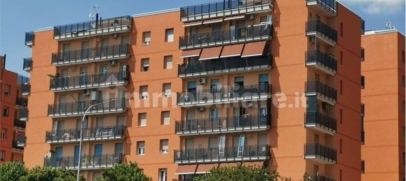 2 bedrooms Apartment in Pioltello, Italy No. 259587 3