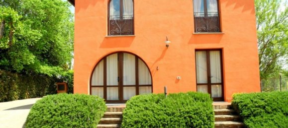 9 bedrooms Villa in Pisa, Italy No. 250 4