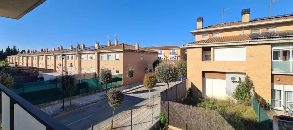 3 Schlafzimmer Stadthaus in Chartered Community of Navarre, Spain, Nr. 30567 12