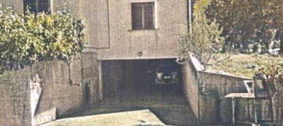 5 bedrooms Apartment in Nocera Umbra, Italy No. 378096 9