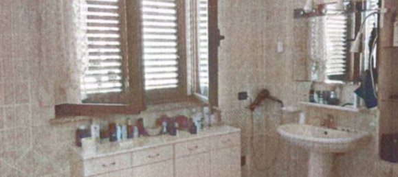 5 bedrooms Apartment in Nocera Umbra, Italy No. 378096 8