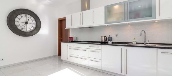 4 bedrooms Villa in Alvor, Portugal No. 142545 9