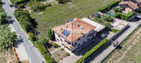 8غرفة فيلا في Caprie, Italy رقم 266241 32