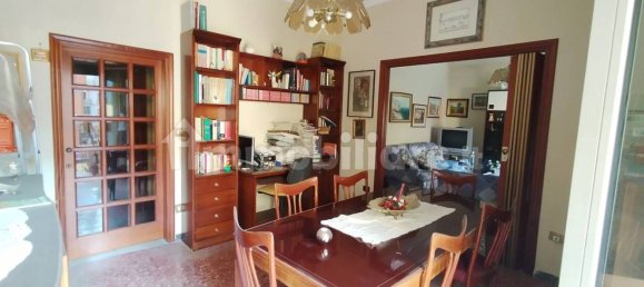 3 Schlafzimmer Wohnung in Castellammare di Stabia, Italy, Nr. 357613 4