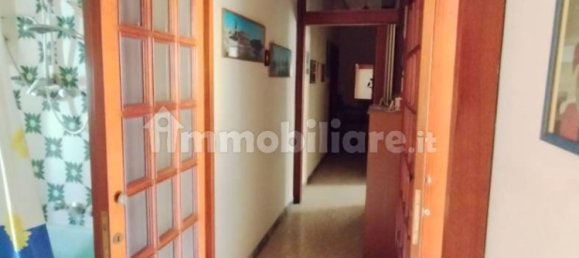 3 Schlafzimmer Wohnung in Castellammare di Stabia, Italy, Nr. 357613 3