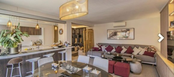 Apartamento de 3 dormitorios en Marbella, Spain No. 151905 3