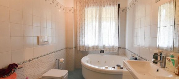 7غرفة فيلا في Collesalvetti, Italy رقم 91842 47