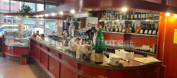 4 rooms Commercial property in Turin, Italy No. 46598 16