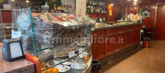 4 rooms Commercial property in Turin, Italy No. 46598 18