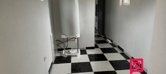 Casa de 5 dormitorios en Isbergues, France No. 209273 2