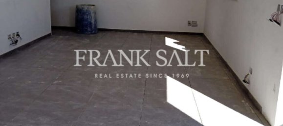 3 bedrooms Penthouse in Rabat, Malta No. 1318 3