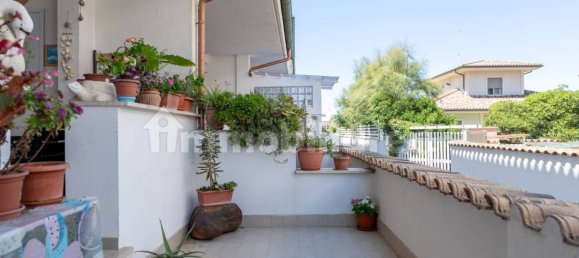 Apartamento de 1 dormitorio en Fiumicino, Italy No. 352984 21