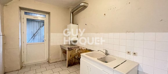 5 bedrooms Building in Bourges, France No. 60032 4