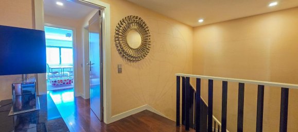 4 bedrooms Duplex in Porto, Portugal No. 81934 11