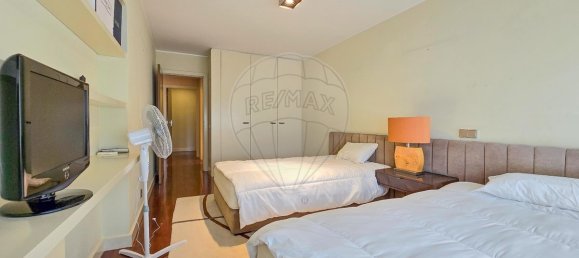 4 bedrooms Duplex in Porto, Portugal No. 81934 24